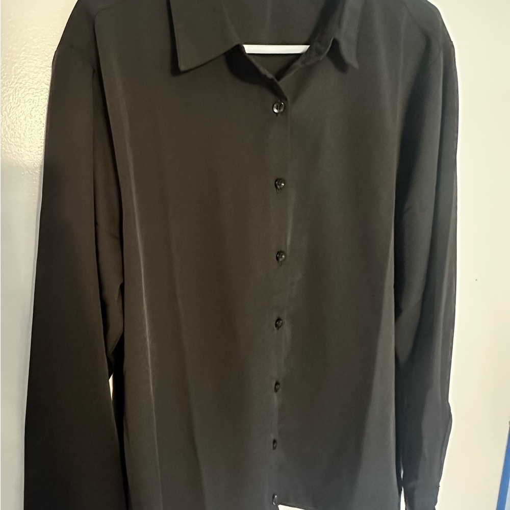 Classic Black women’s Shirt